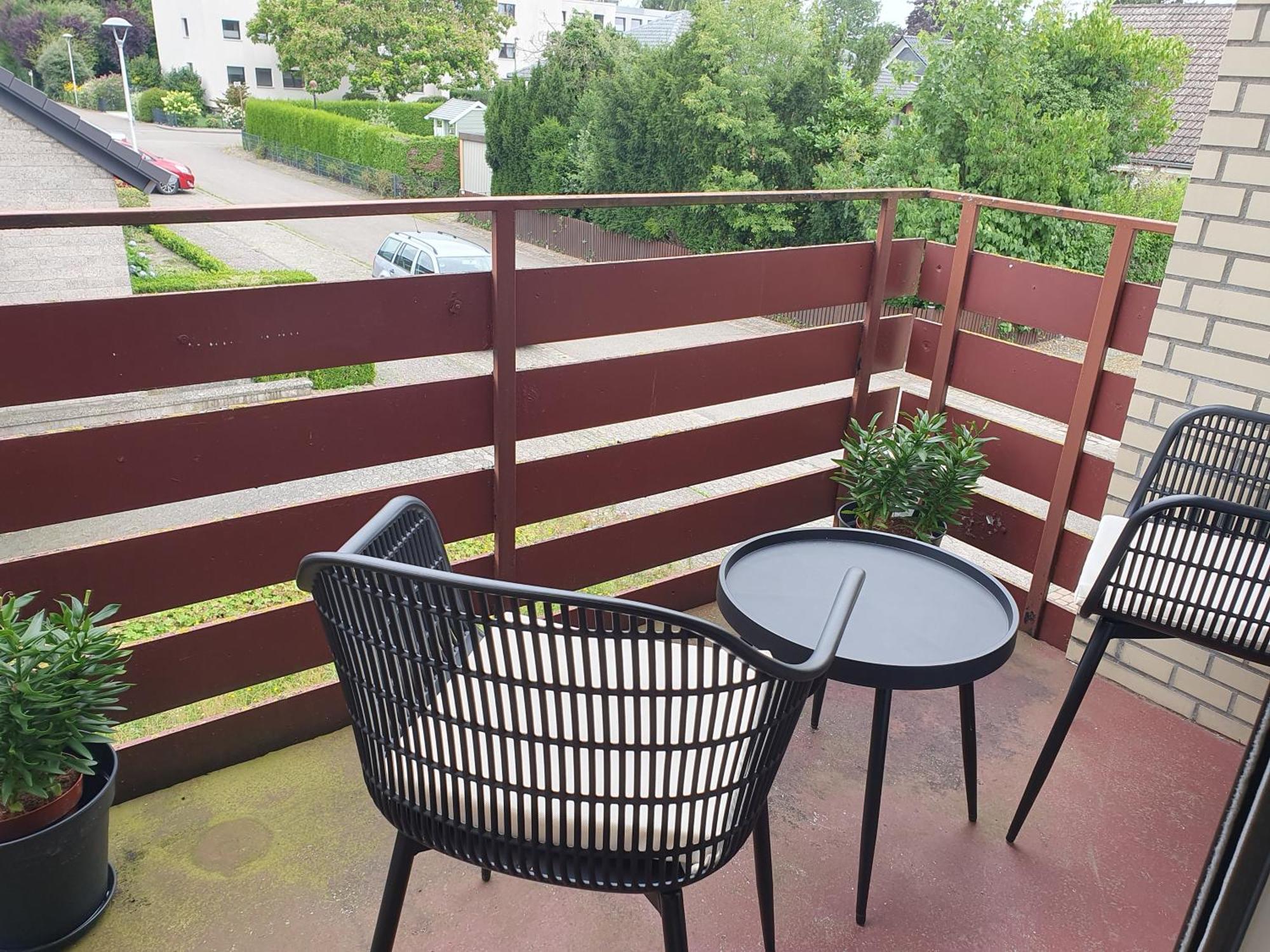 --Renoviert-- Ruhige 1-Zimmer Einliegerwohnung Mit Kueche Und Bad In Grossburgwedel Экстерьер фото